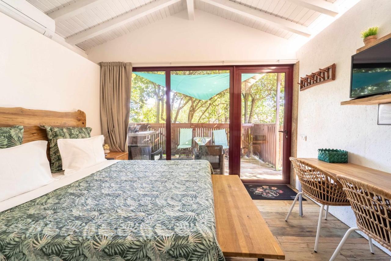 Casas Casal Do Carvalhal - Agroturismo Amares Eksteriør billede